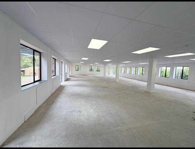 400M² OFFICE TO LET IN VORNA VALLEY